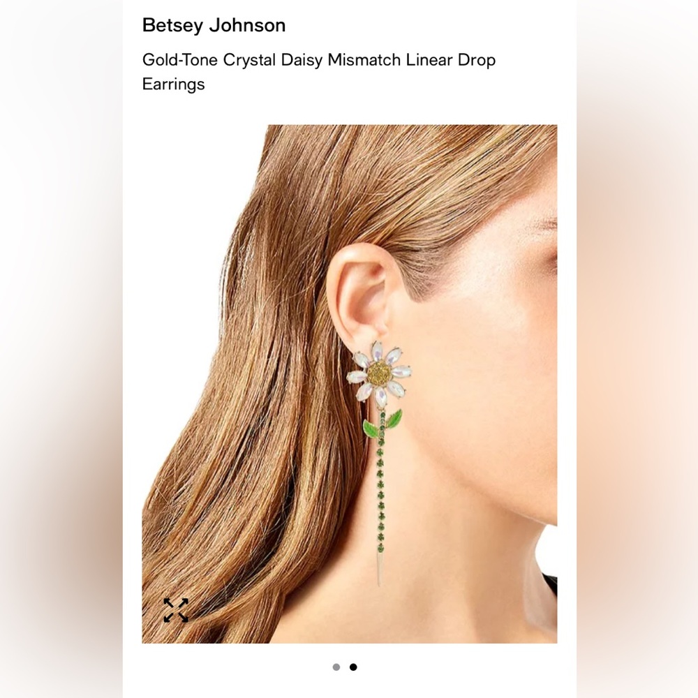 Betsey Johnson Gold and Green Daisy Drop Earrings - Picture 2 of 6